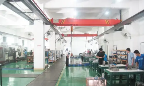 China precision plastic injection mould factory - HUAKAIYU Technology mould assembly workshop